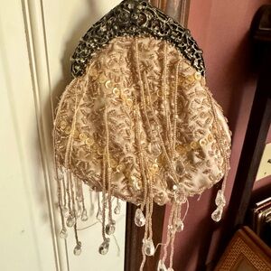 Beautiful beige and gold/rose-ish gold beaded mini purse with antiqued chain